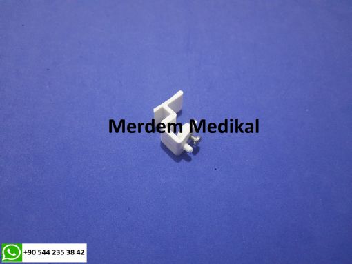 Küvöz Ön Kapak Z Tırnağı